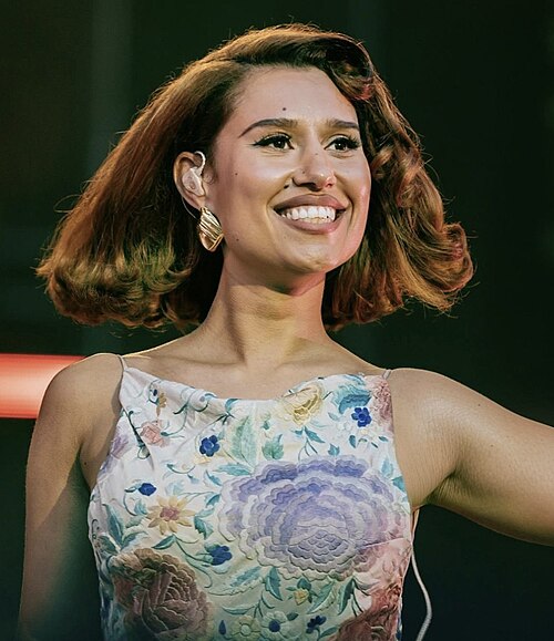File:RAYE.jpg