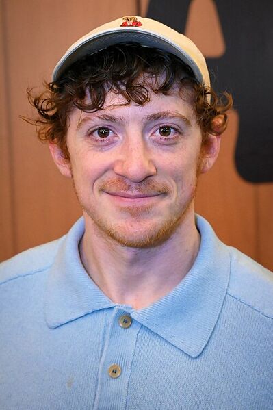 File:Ethan Slater.jpg