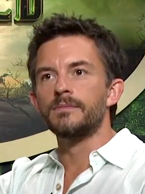 Jonathan Bailey.png